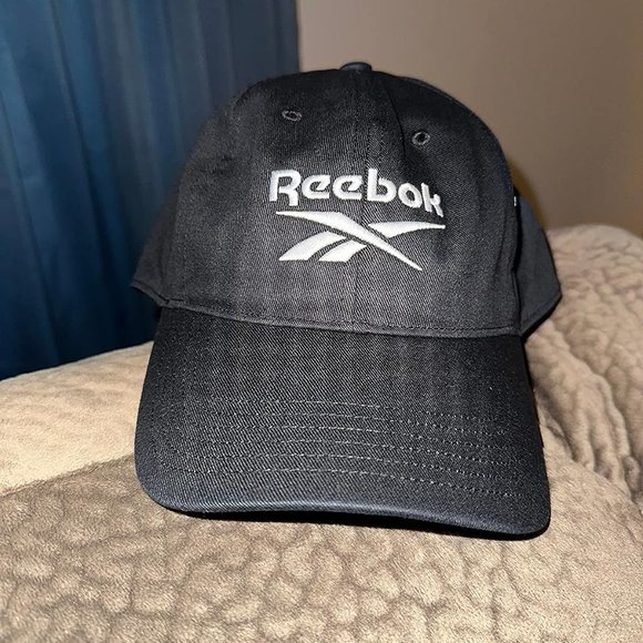 Men Women Black Cotton Medium Curved Brim Reebok Vector Logo Cap main image 14